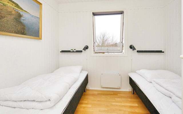 6 Person Holiday Home in Olsted