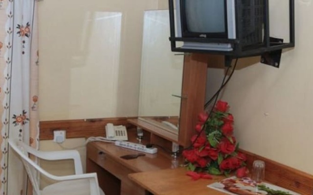 Maina Highway Hotel