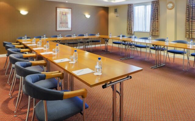 Holiday Inn Express Liverpool - Knowsley M57, Jct.4