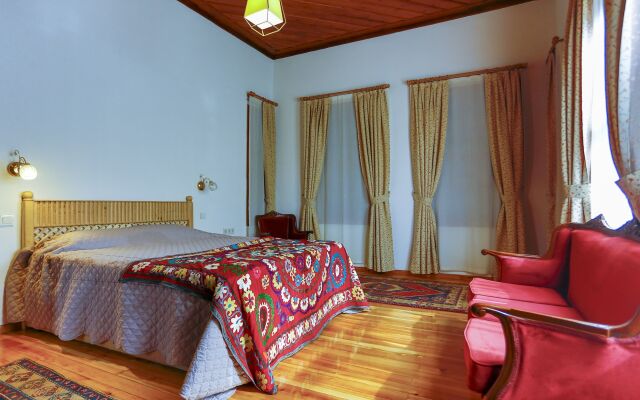 Atelya Art Hotel