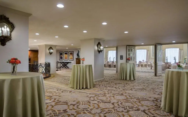 The Adolphus, Autograph Collection