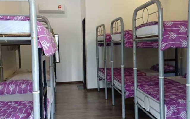 Spot on 90065 Bgh Hostel Teras