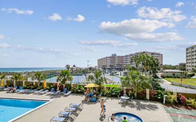 Inlet Reef 109 3 Bedroom Condo by RedAwning