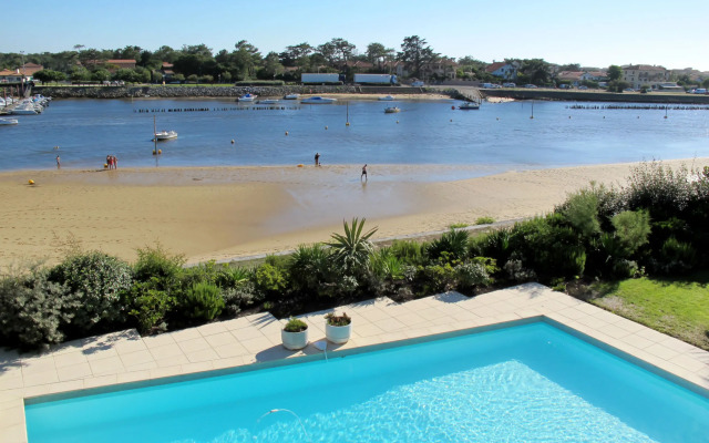 Holiday Home Les Pinasses