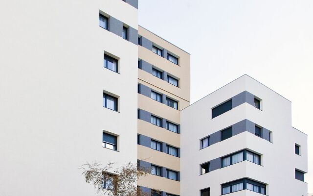 Отель Sejours & Affaires Paris Davout