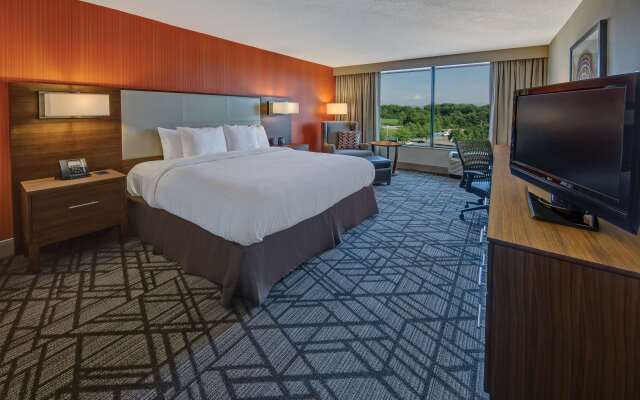 Hilton Knoxville Airport