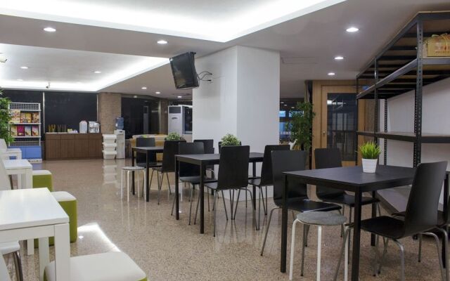 Yuan Yu Hotel