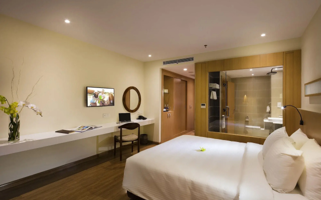 Starcity  & Condotel Beachfront Nha Trang