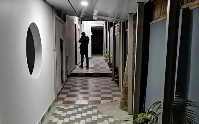 172 Lbs - A Boutique Guest House