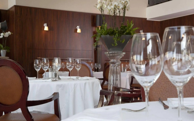Hotel Le Café de Paris