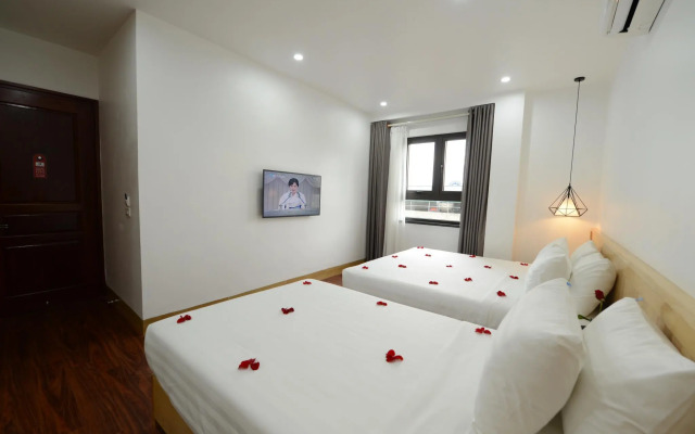 Blue Hanoi Inn City Hotel