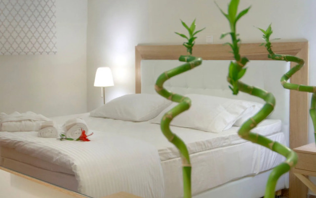 Blue Horizon Suites