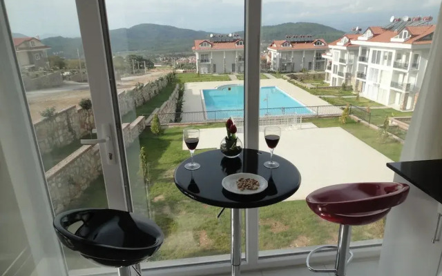 Garden Apartments G3 by Turkish Lettings