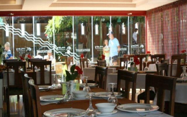 May Garden Club Hotel