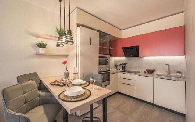 Лайт Апартаменты на улице Краснолесья 10/4