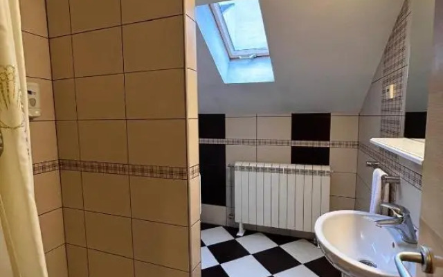 Rooms Konak Mikan