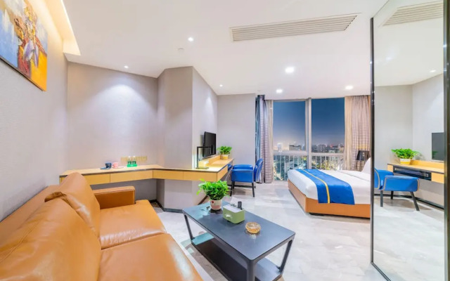 Cloudy International Apartment