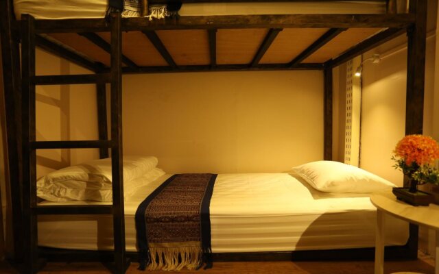 Hostel H Way