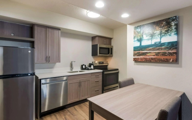 Best Western Fishkill Inn & Suites