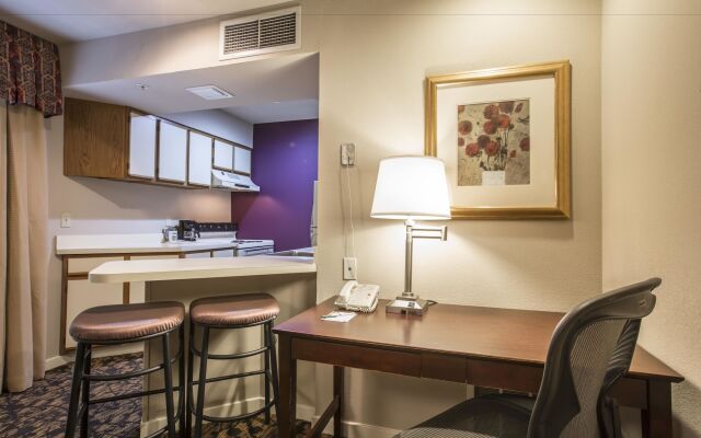 Quality Suites Atlanta Buckhead Village North
