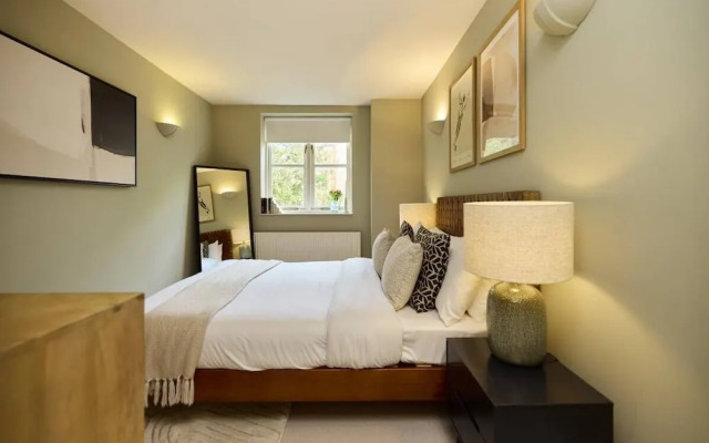 Chiswick Views & Space Elegant 3bdr Duplex With Parking