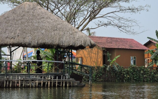The Creek Club