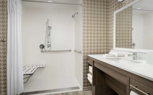 Home2 Suites by Hilton Tampa Westshore Airport, FL