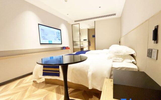 Super 8 Hotel (The Grand Canal CBD, Beijing Tongzhou)