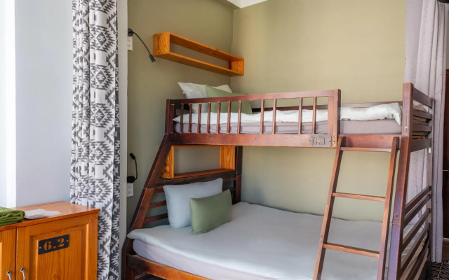 Pi Boutique Hostel