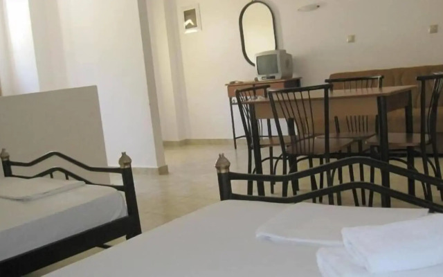 Sfinias Apartments