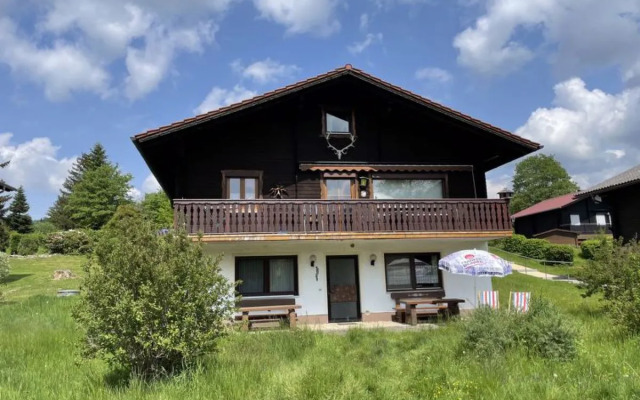 Am Hohen Bogen 37228