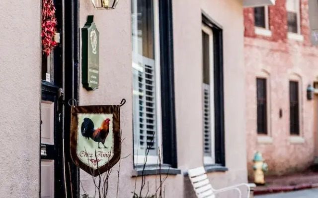 Chez Amis Bed and Breakfast Inn
