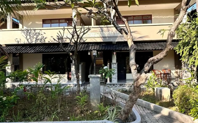 Puri Bali Lovina