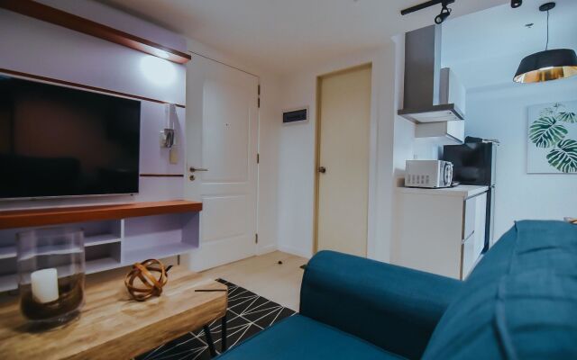 Azure Urban Resort by Adam's Crib