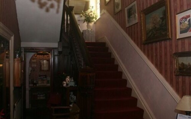 The Knoll Guesthouse