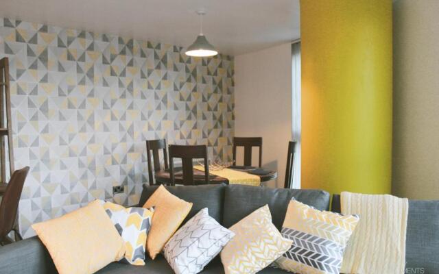 Homely Serviced Apartments - Blonk St