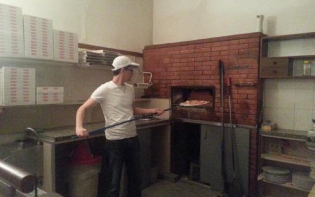 Albergo Pizzeria Sole S. N. C.