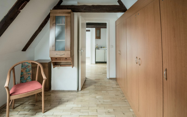 Charles Bridge Economic Hostel