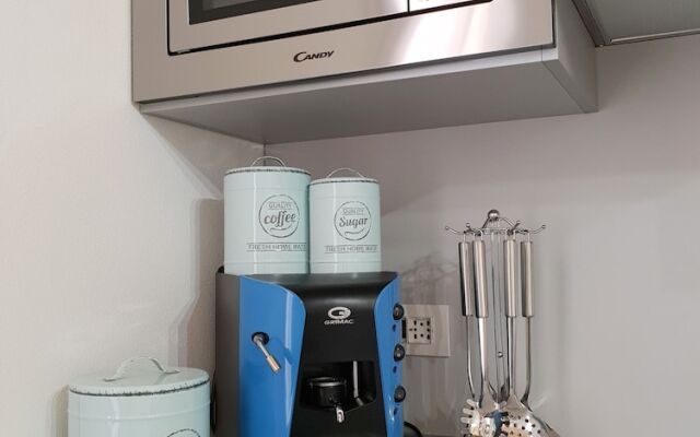 Leberto' - Via Righi 11