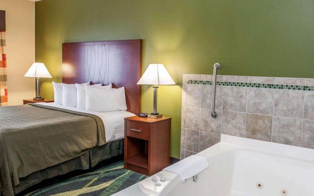 Quality Inn & Suites South Bend Airport
