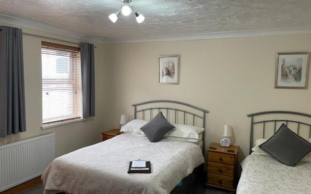 Bron Menai Guest House