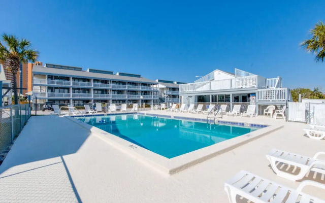 Southwind by Book That Condo