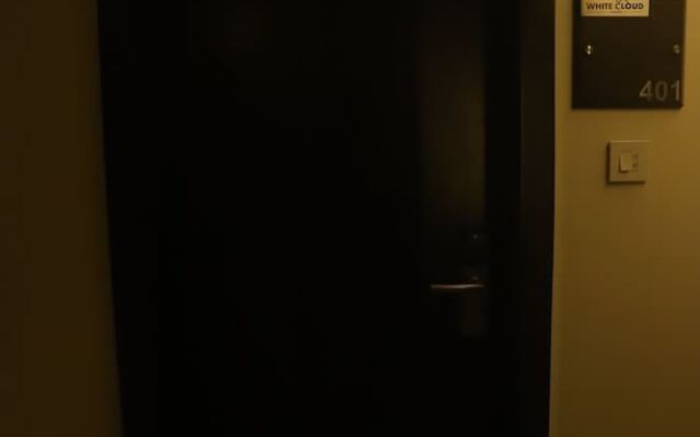 Hotel White Cloud
