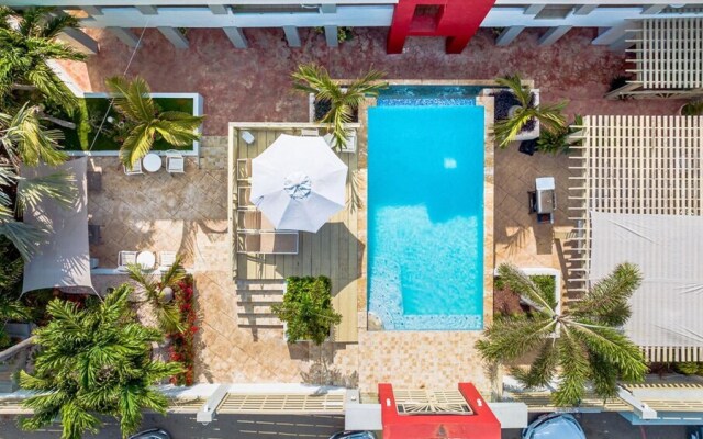Quiet Cozy Central Close to the Beach Pool