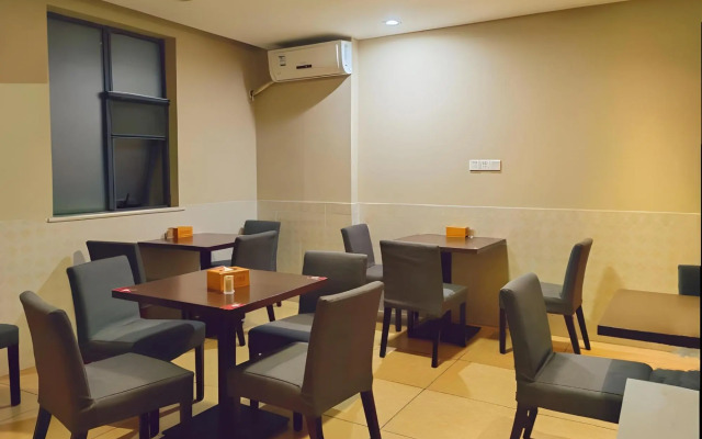 Homeinn · neo (Shaoxing Shangyu Jiefang Road Pedestrian Street)