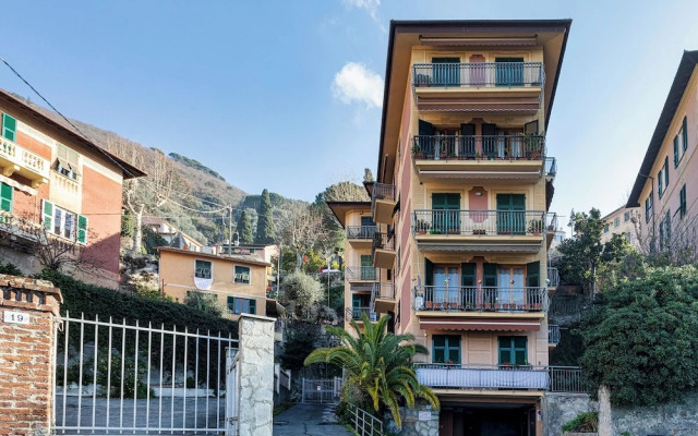 Una Palma a Camogli by Wonderful Italy