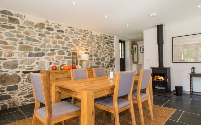 Attractive Holiday Home in Tavistock With Garden