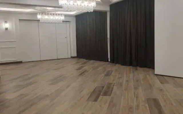 Harbin Dongqing Business Hotel
