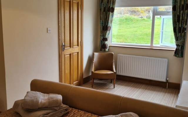 Mourneen Cottage, Cleggan