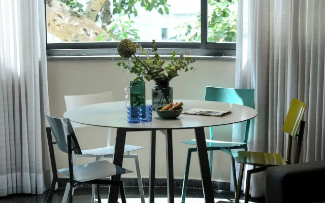 Elegant 1BR Dizengoff Apt by Sea N' Rent